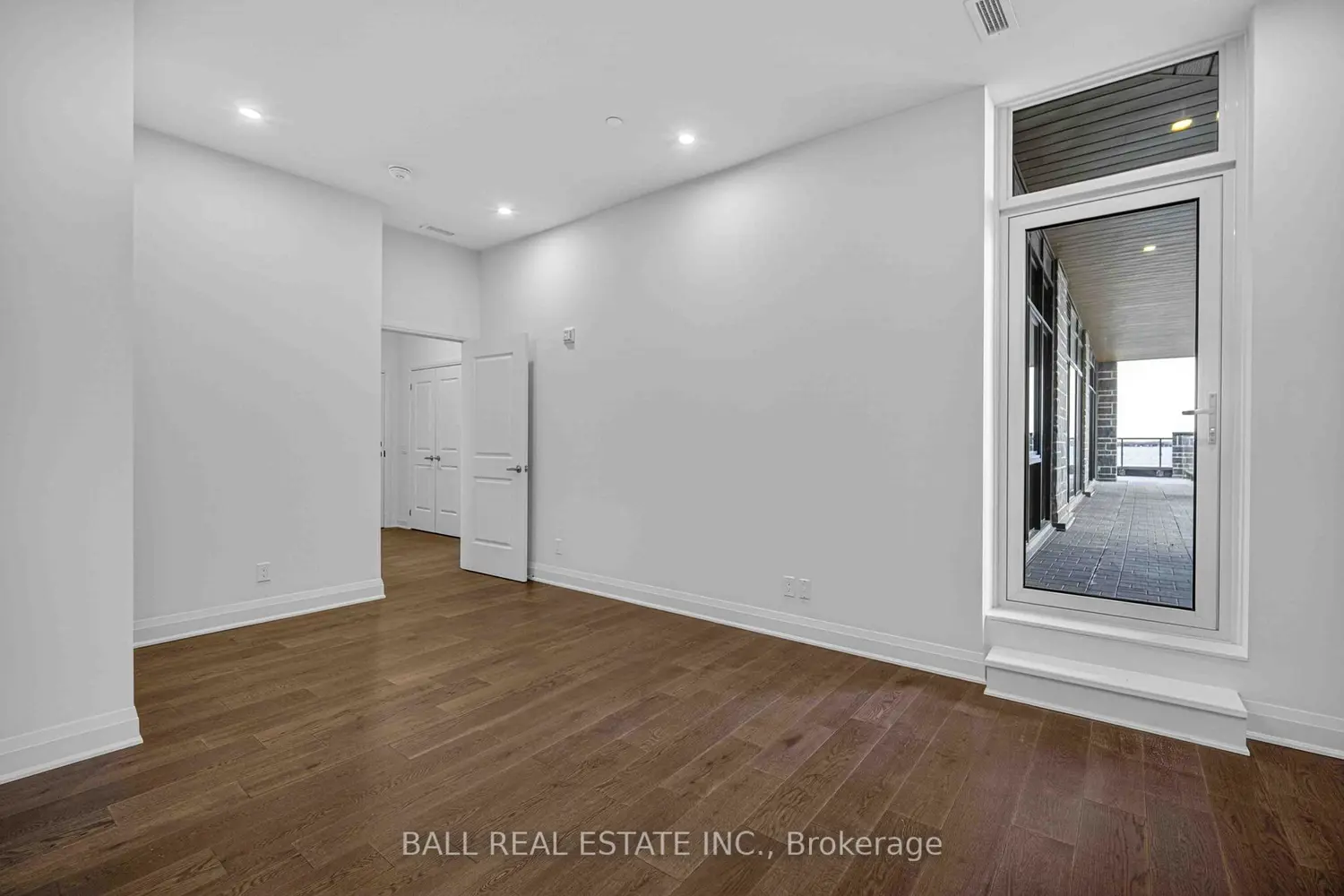 Additional image 8 of 99 Louisa Street 208