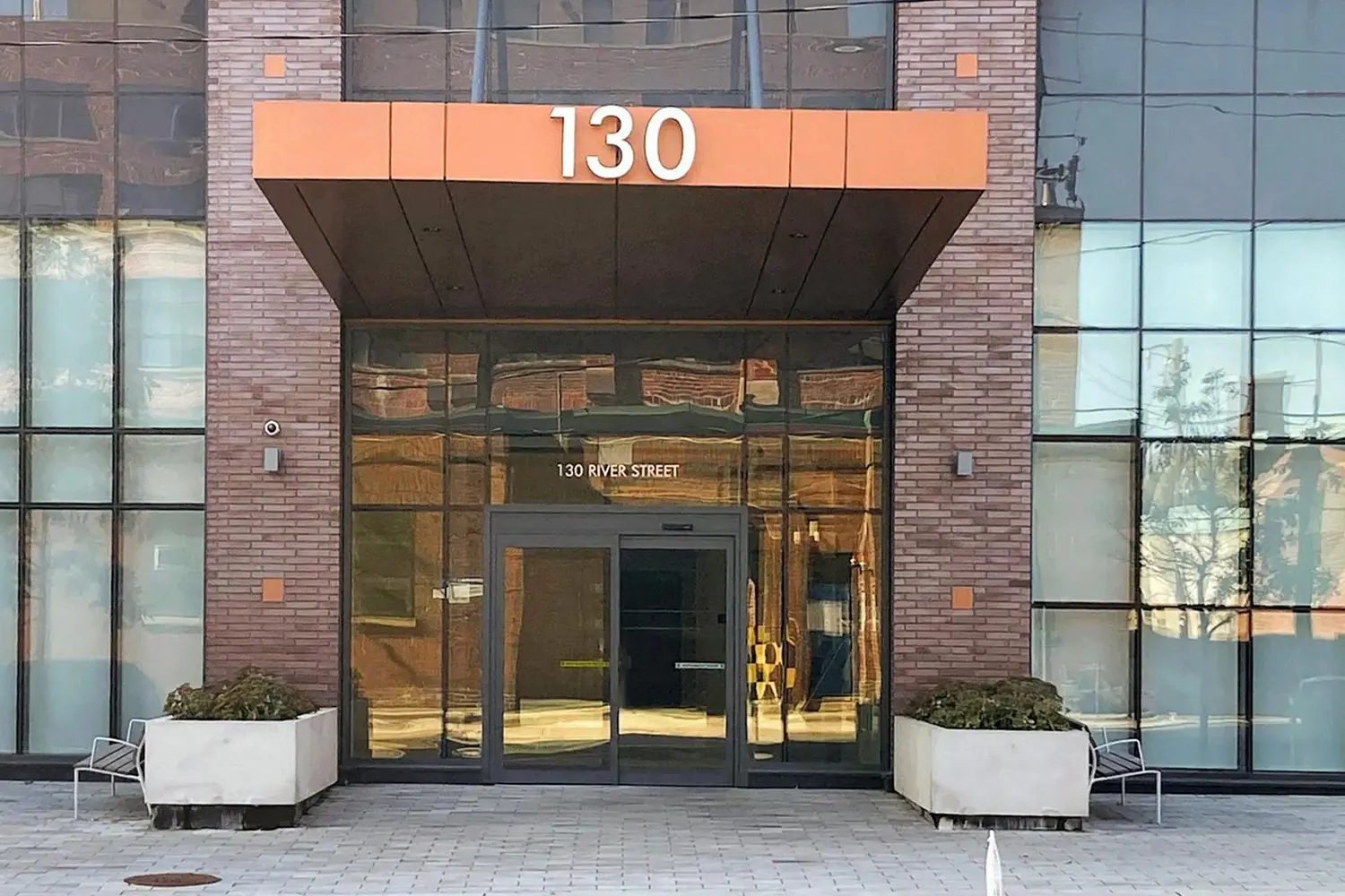 130 River Street 1803 photo 4