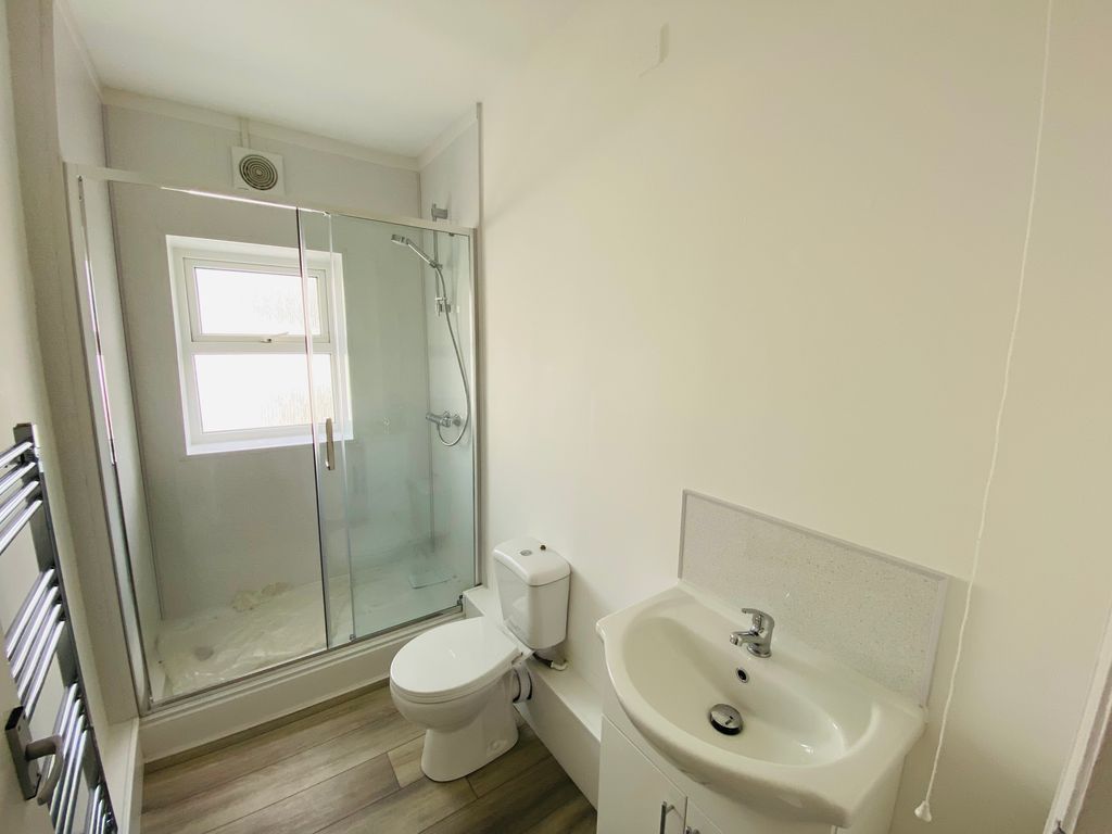Additional image 8 of 2 bed flat to rentMarket Square, Narberth SA67