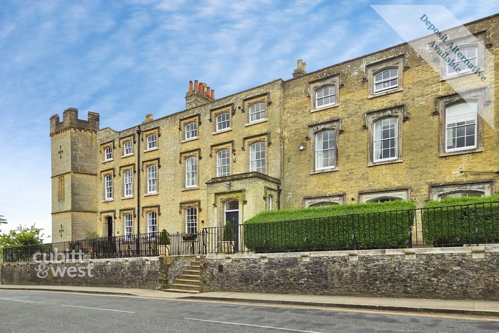 2 bed flat to rentLondon Road, Arundel BN18