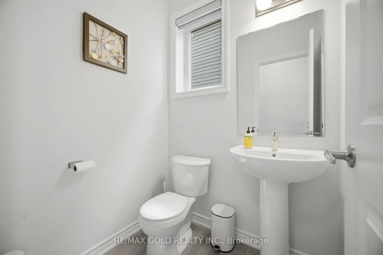 Additional image 11 of 113 Molozzi Street