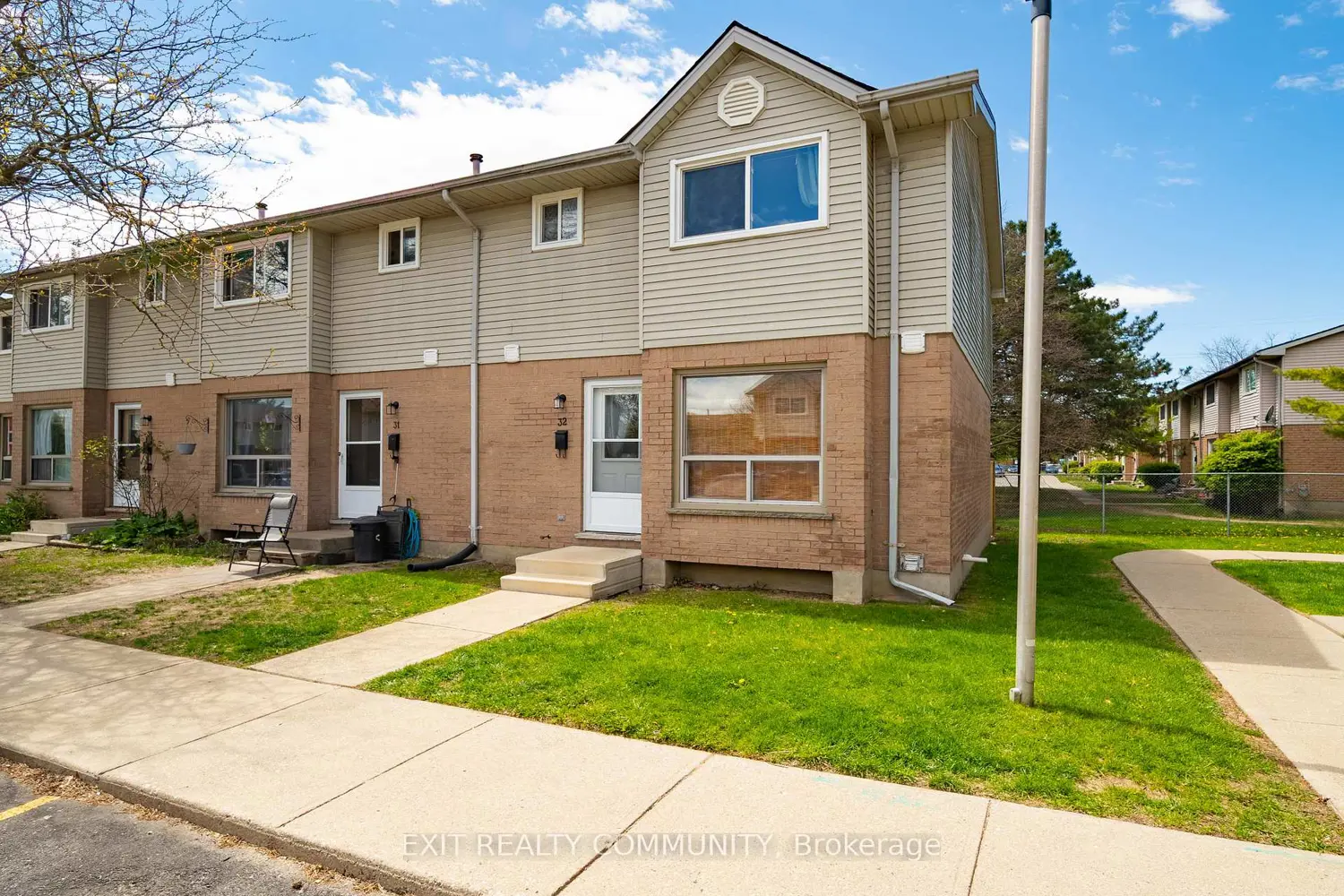 595 Third Street 32