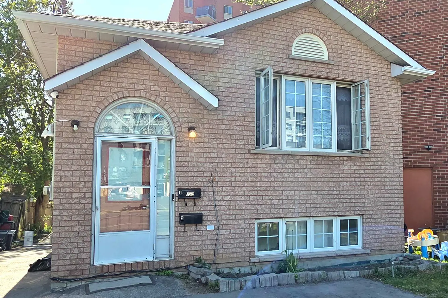 Additional image 2 of 150 Centre Street