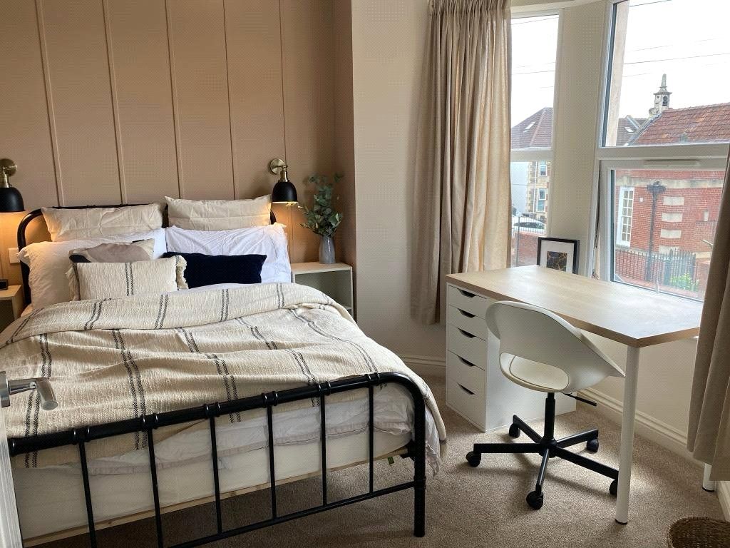 Additional image 4 of 6 bed terraced house to rentMaxse Road, Knowle, Bristol, Bristol BS4
