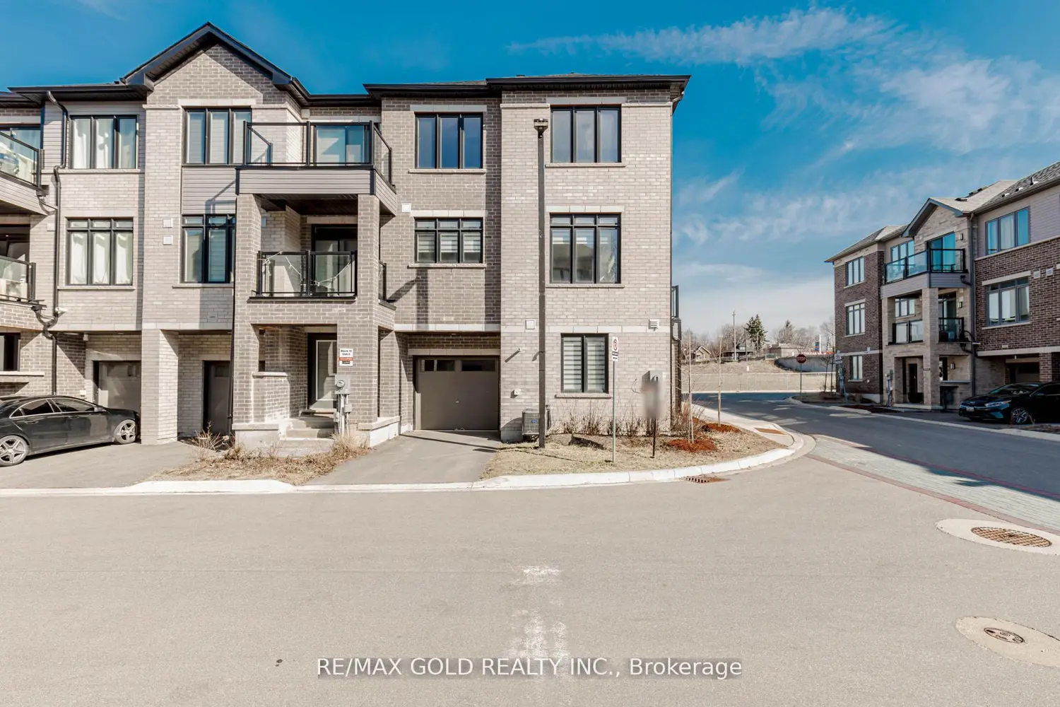 585 Colborne Street 1007
