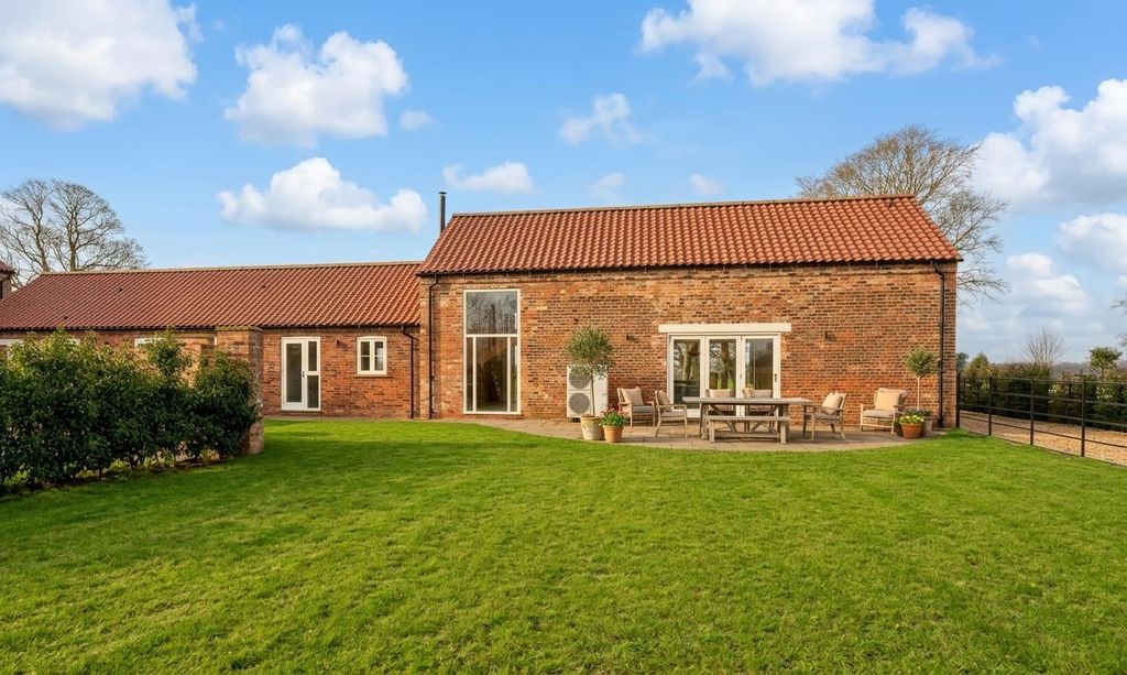 Additional image 16 of 3 bed barn conversion for saleThe Bramleys, Beals Lane, Sutton On Derwent, York YO41
