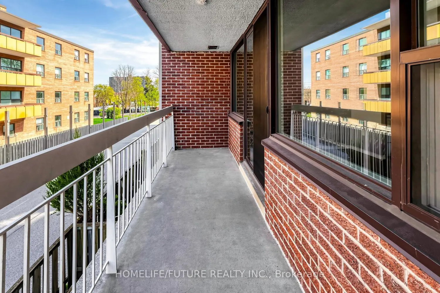 Additional image 18 of 4060 Lawrence Avenue 204