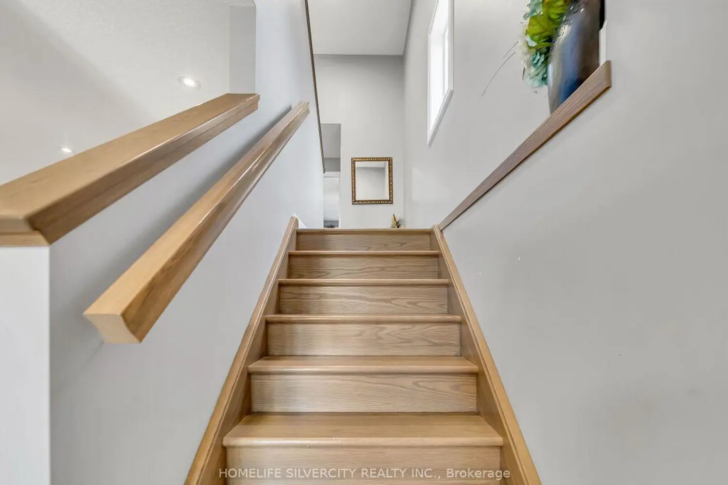 Additional image 11 of 442 Ontario Street