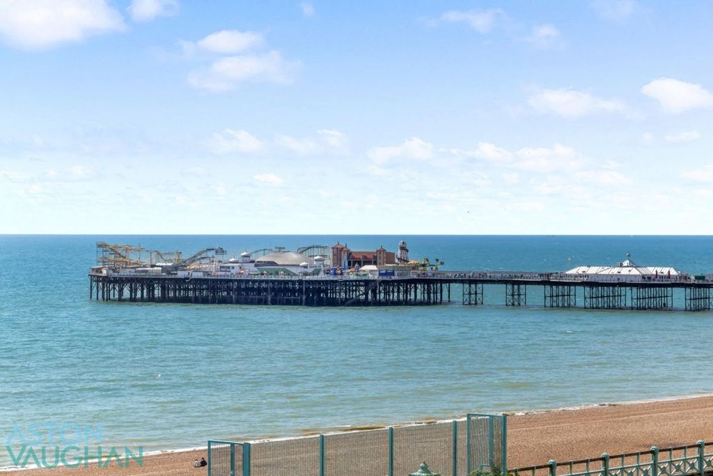 Additional image 21 of 2 bed flat for saleMarine Parade, Brighton, East Sussex BN2