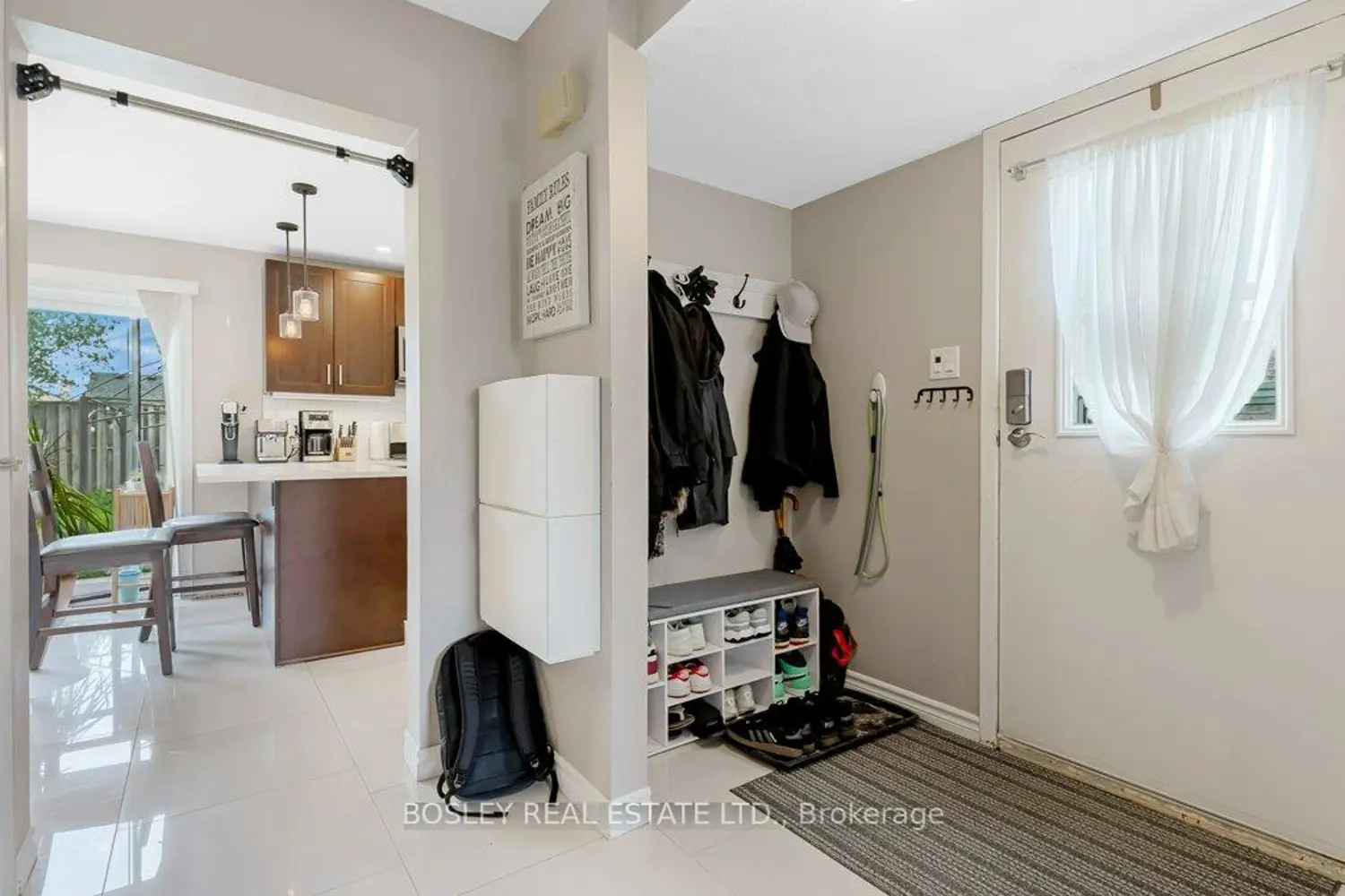 Additional image 3 of 33 Meadow Woods Crescent