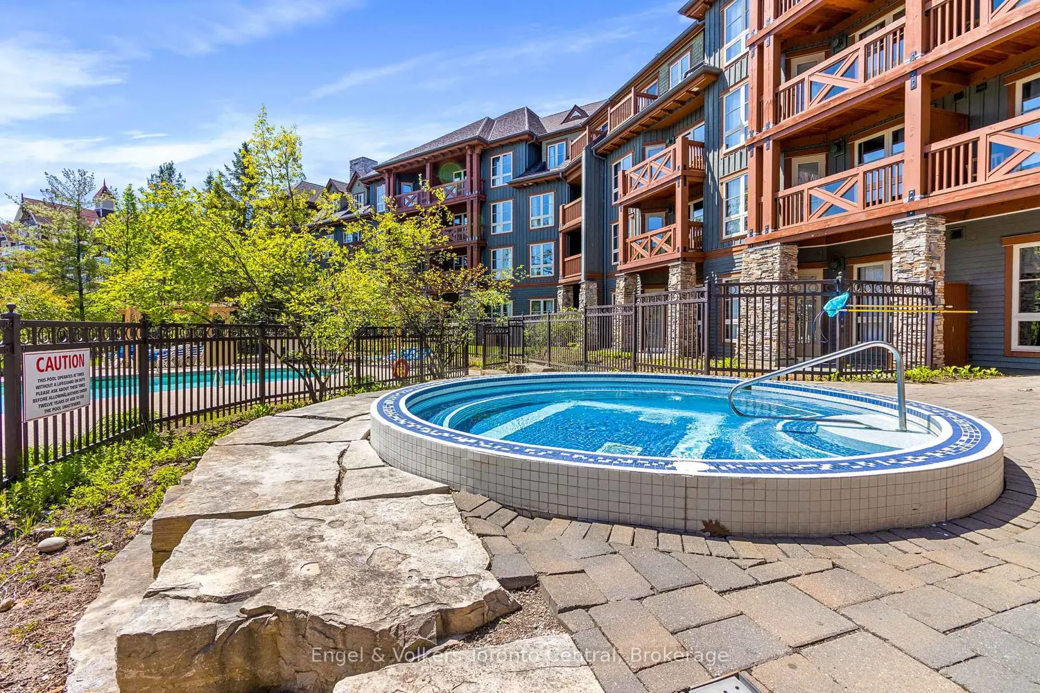 Additional image 12 of 152 Jozo Weider Boulevard 319/321