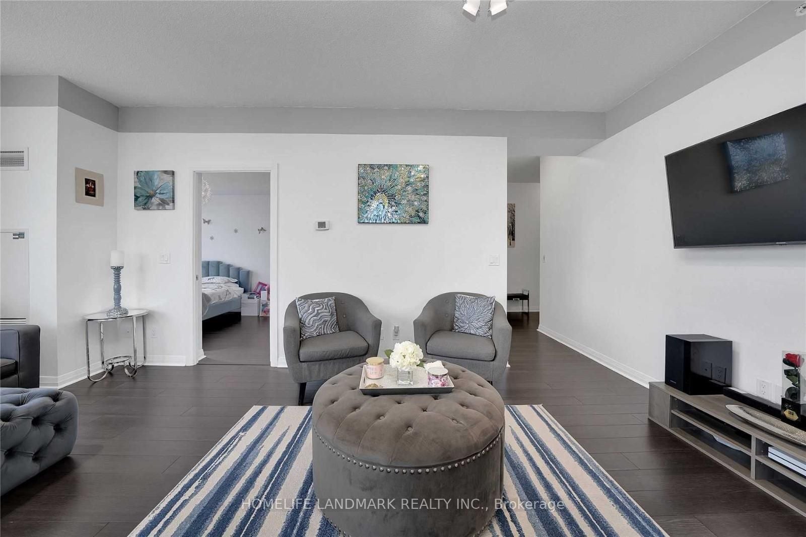 Additional image 3 of 507-75 Eglinton Avenue W, Mississauga, ON, L5R 0E5