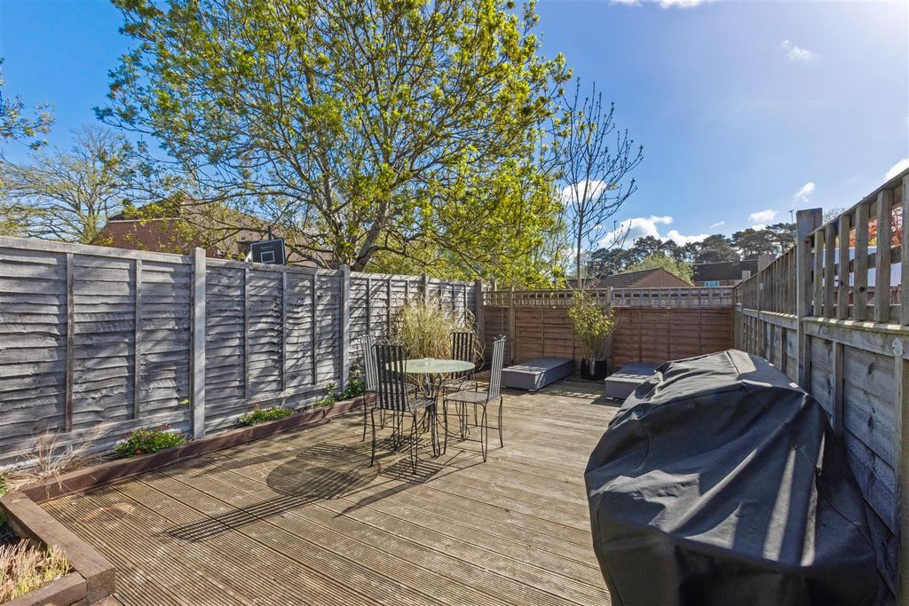 Additional image 12 of 3 bed terraced house for saleCarroll Crescent, Ascot SL5