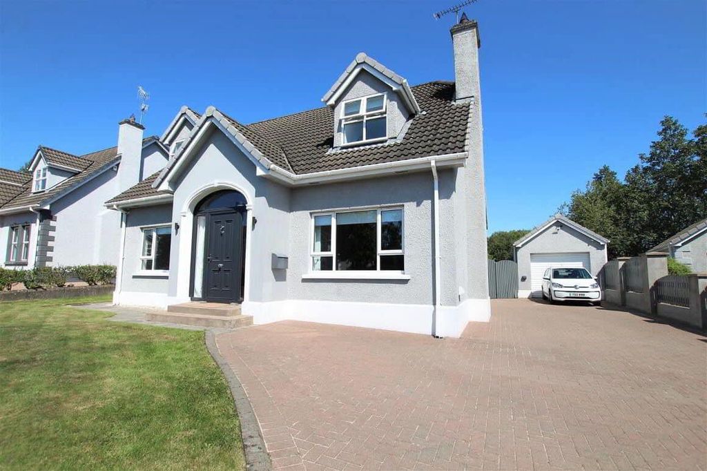 3 bed detached house to rentWoodcroft Rise, Ballymena BT42