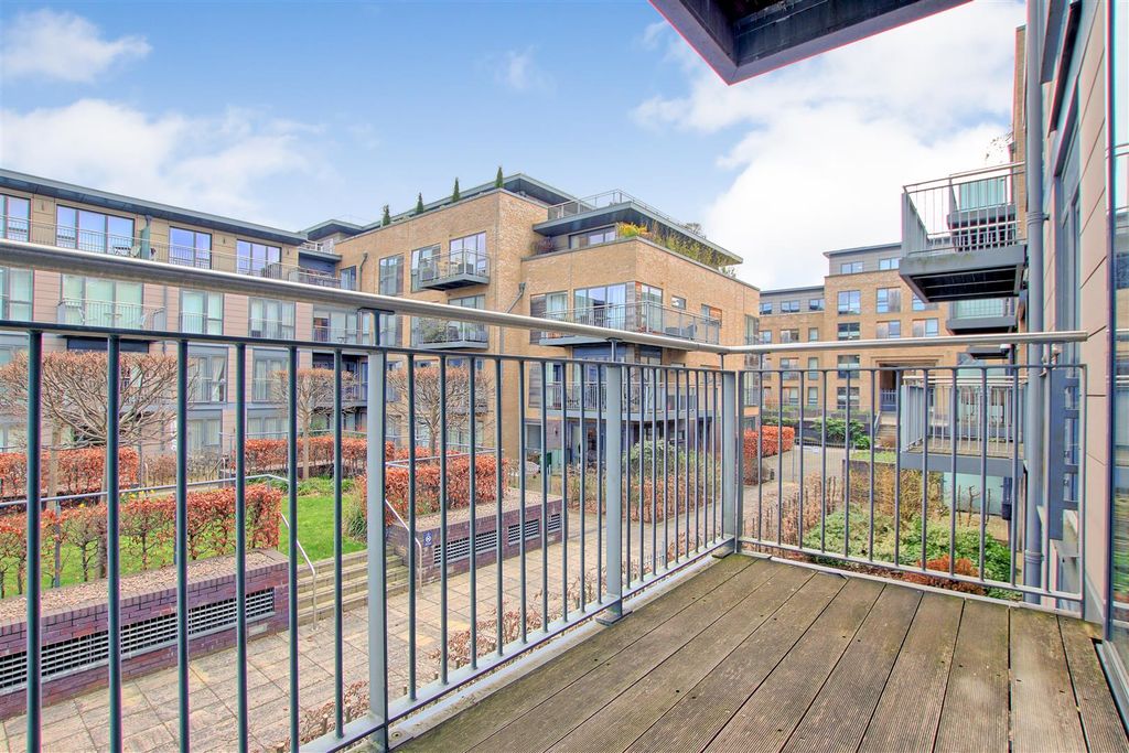 Additional image 7 of 1 bed flat for saleKingsley Walk, Cambridge CB5