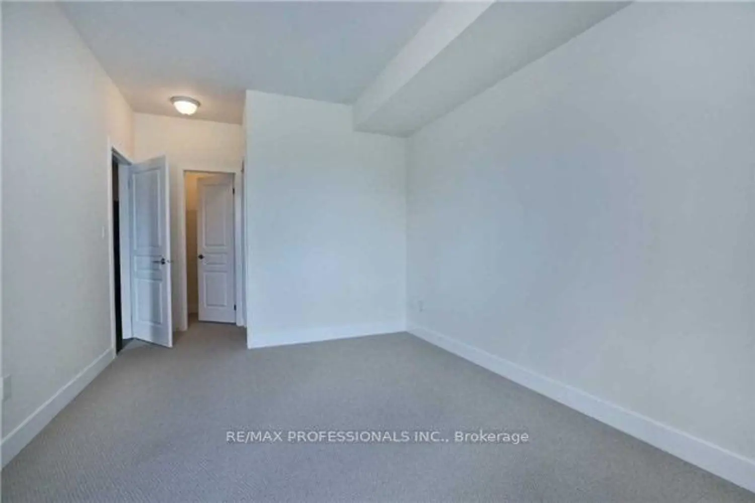 Additional image 9 of 128 Garden Drive 323