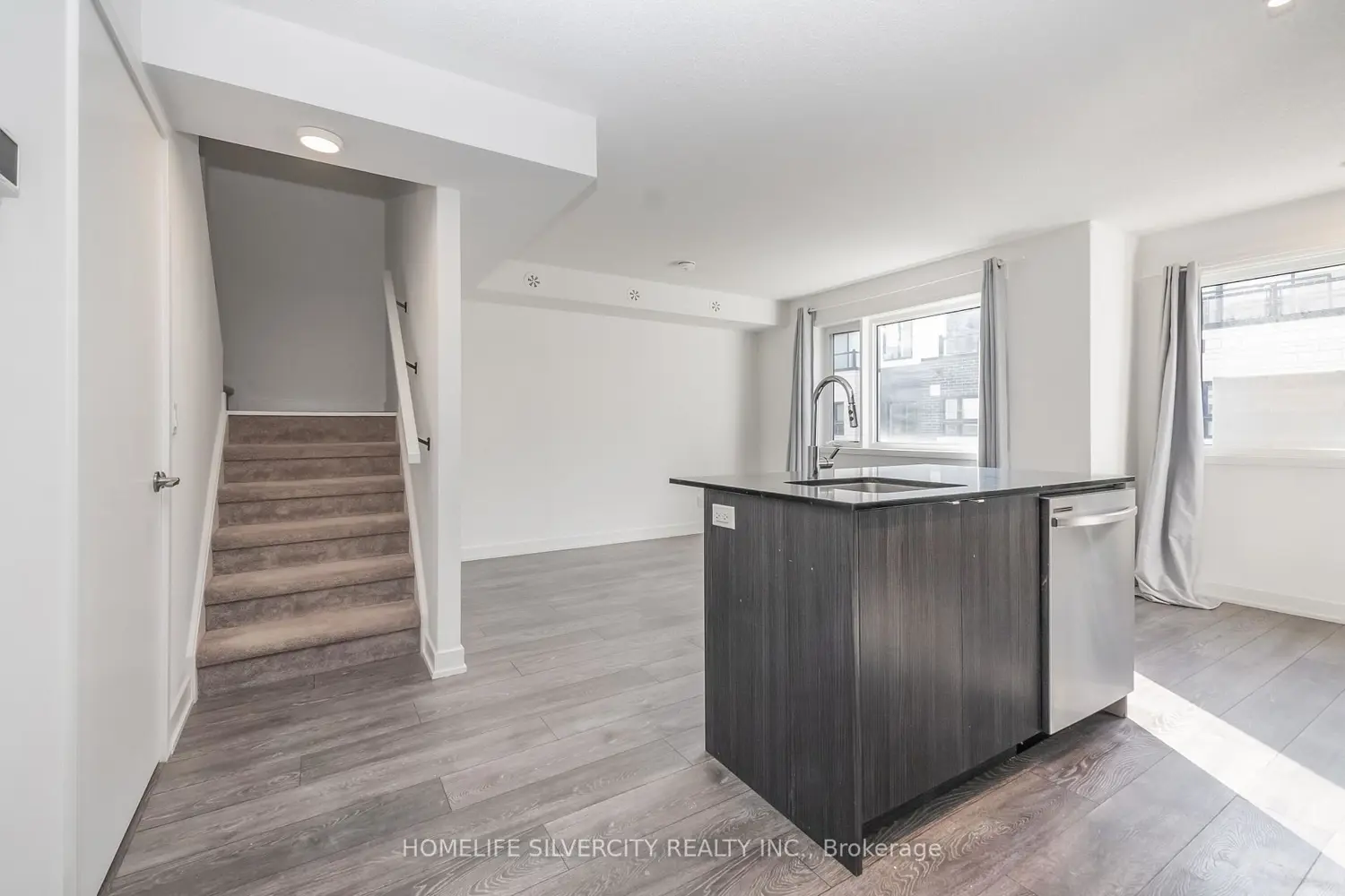 1131 Cooke Boulevard 712 photo 5