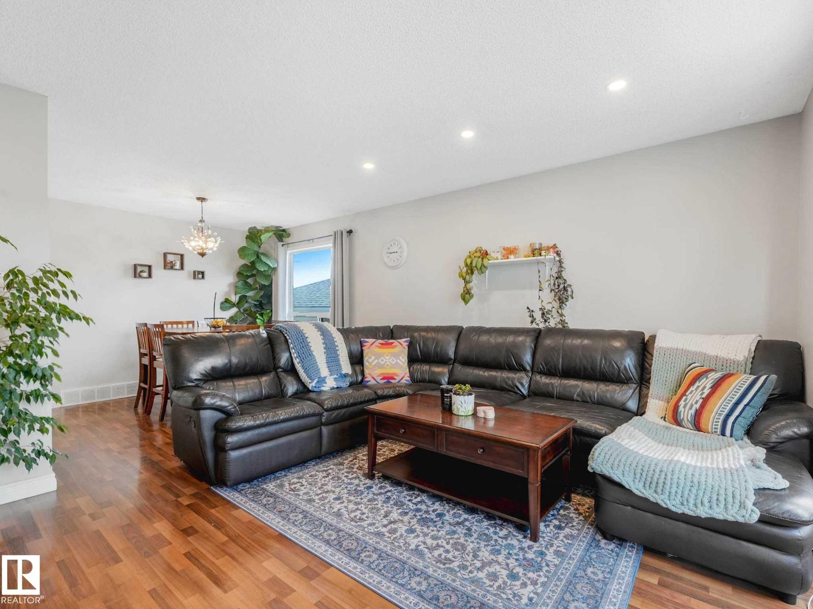 Additional image 5 of 317 Kline Crescent NW, Edmonton, AB, T6L6K8