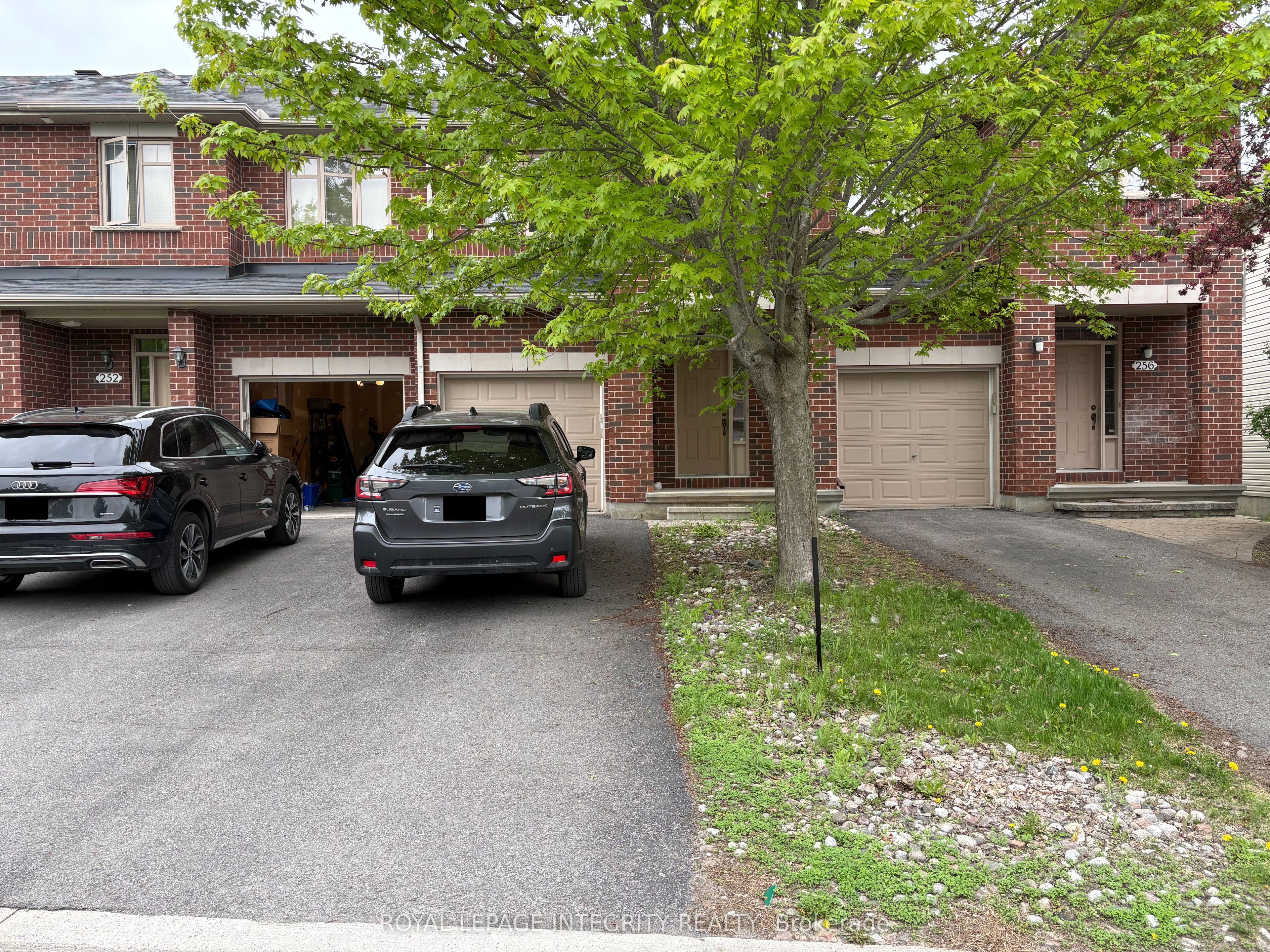 254 Badgeley Avenue, Ottawa, ON, K2T 0A7