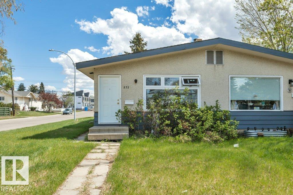 8753 152 Street NW, Edmonton, AB, T5R1L9