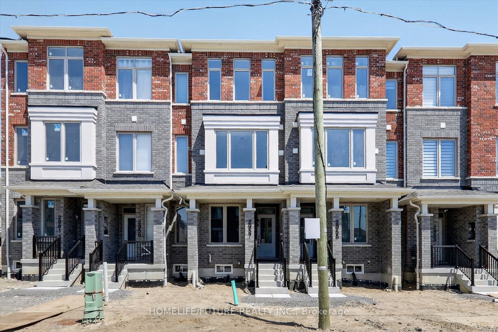 2957 Gatestone Path, Pickering, ON, L1X 2R5