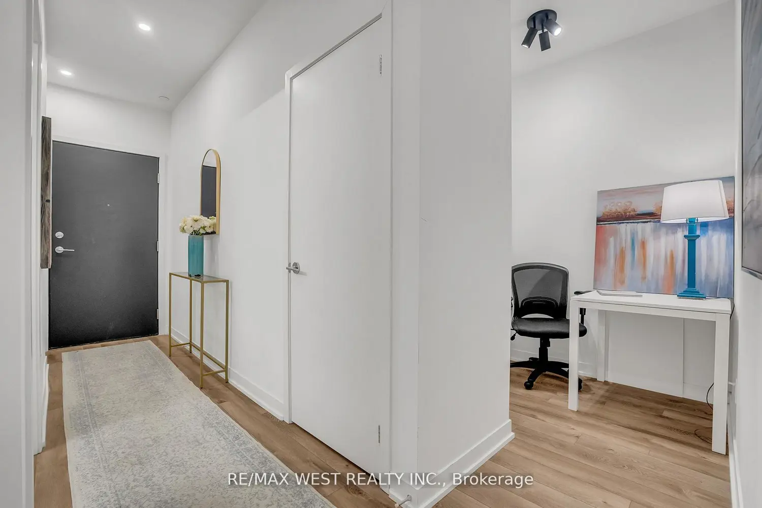 Additional image 8 of 1808 St. Clair Avenue 617