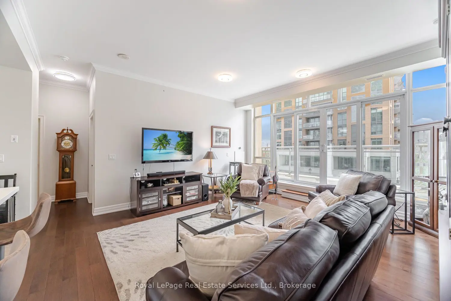 Additional image 5 of 360 Pearl Street 303