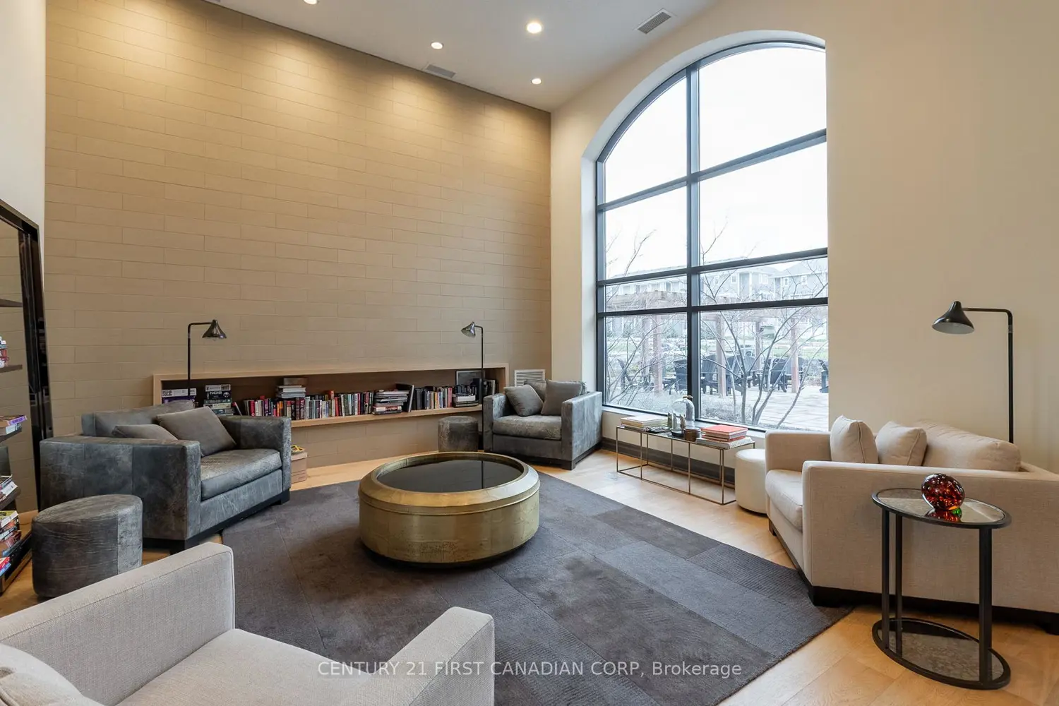 Additional image 16 of 260 Villagewalk Boulevard 208