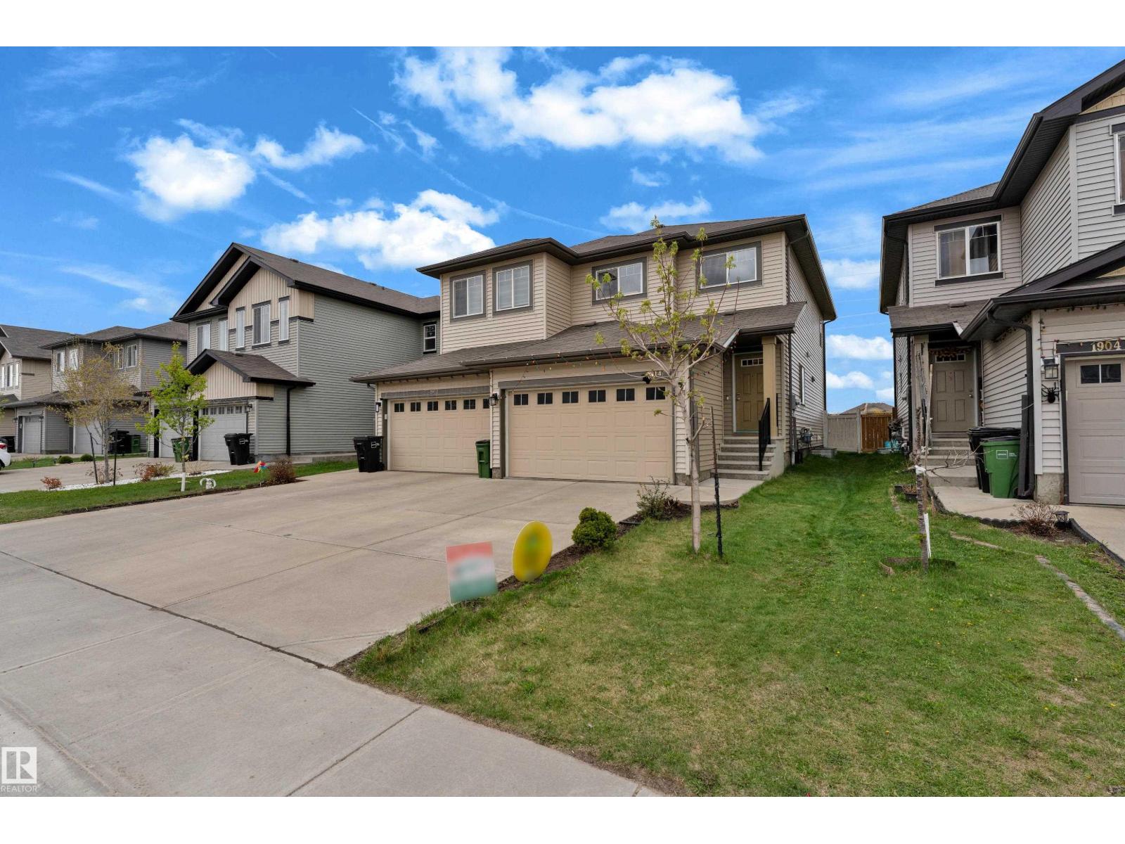 Additional image 3 of 1814 27 Street NW, Edmonton, AB, T6T2G5