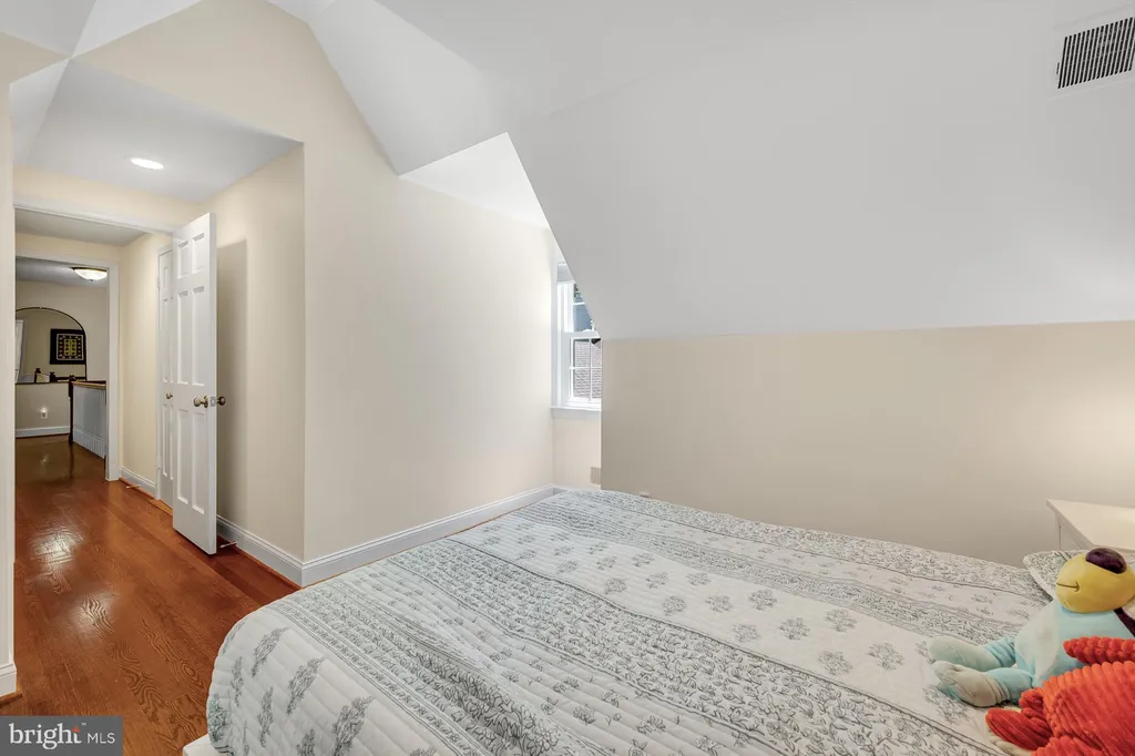 Additional image 31 of 8508 Scarboro Court, Potomac, MD 20854