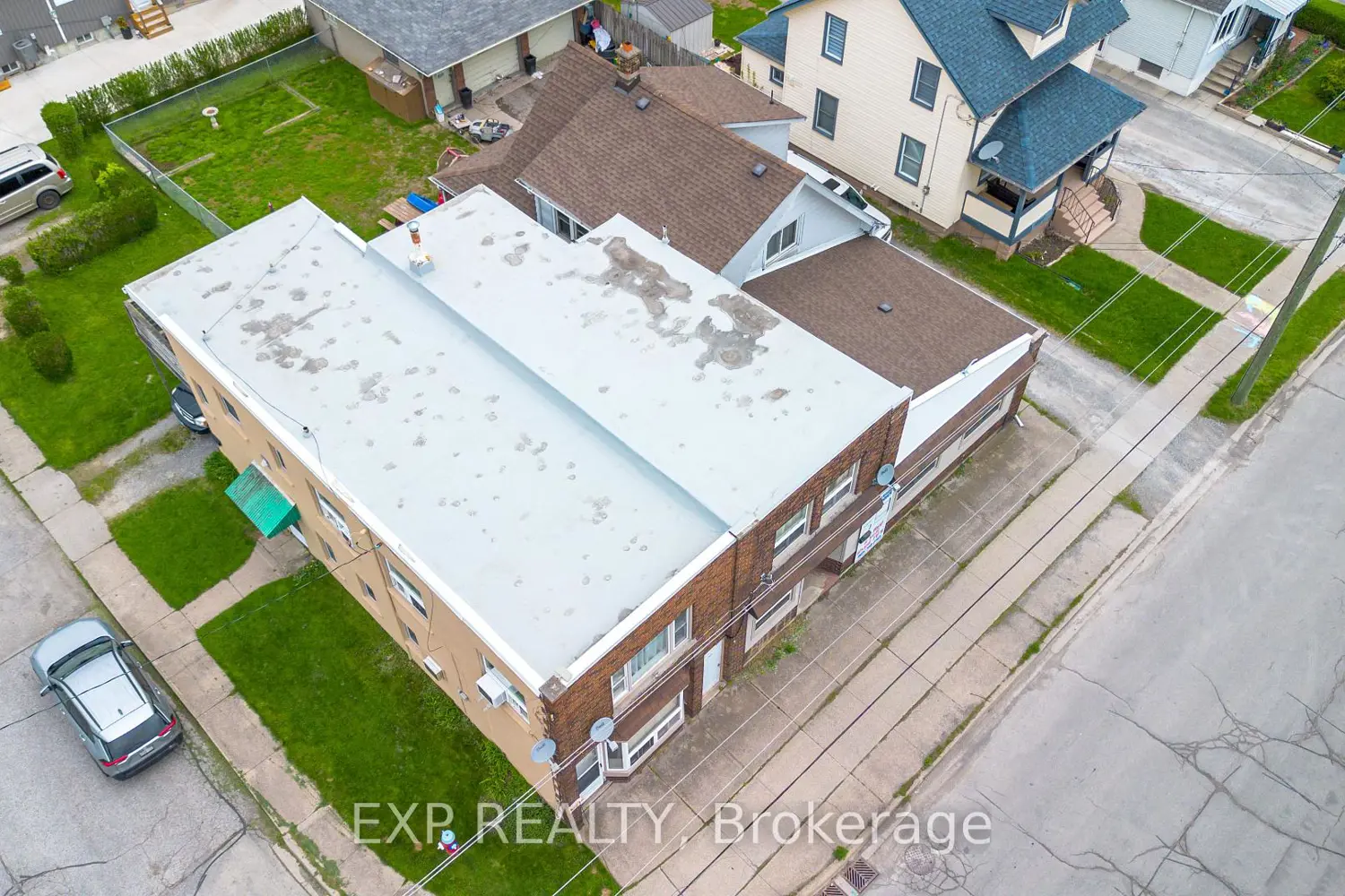 Additional image 15 of 4727-4729 Ferguson Street