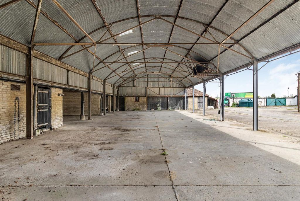 Land for saleDevelopment Opportunity, Commercial End, Swaffham Bulbeck CB25 photo 4
