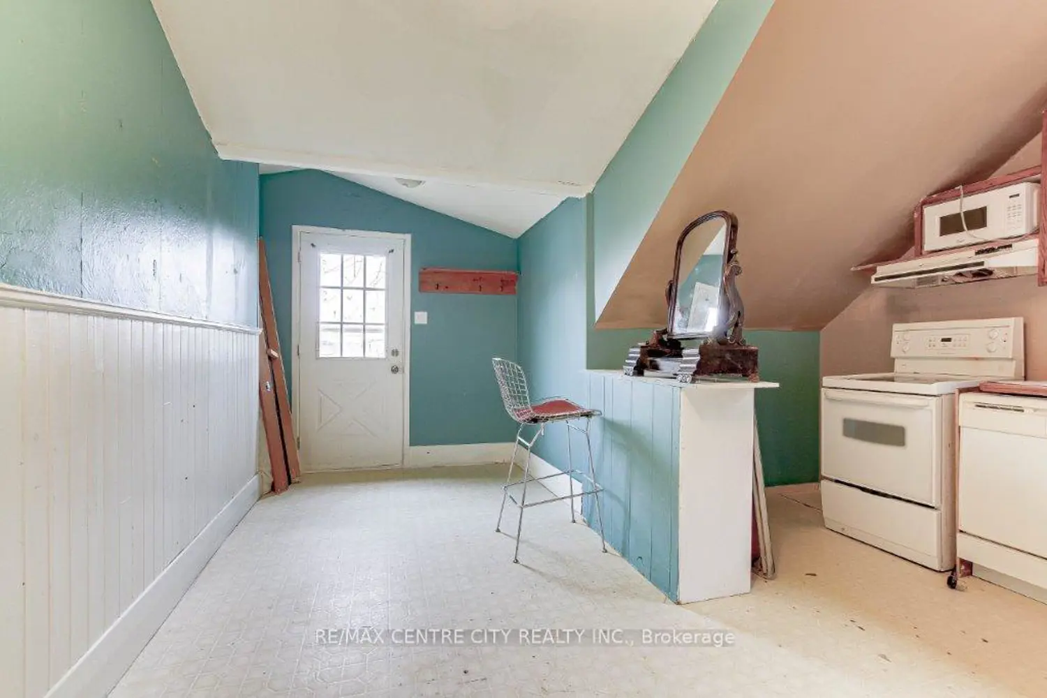 Additional image 7 of 781 Dufferin Avenue