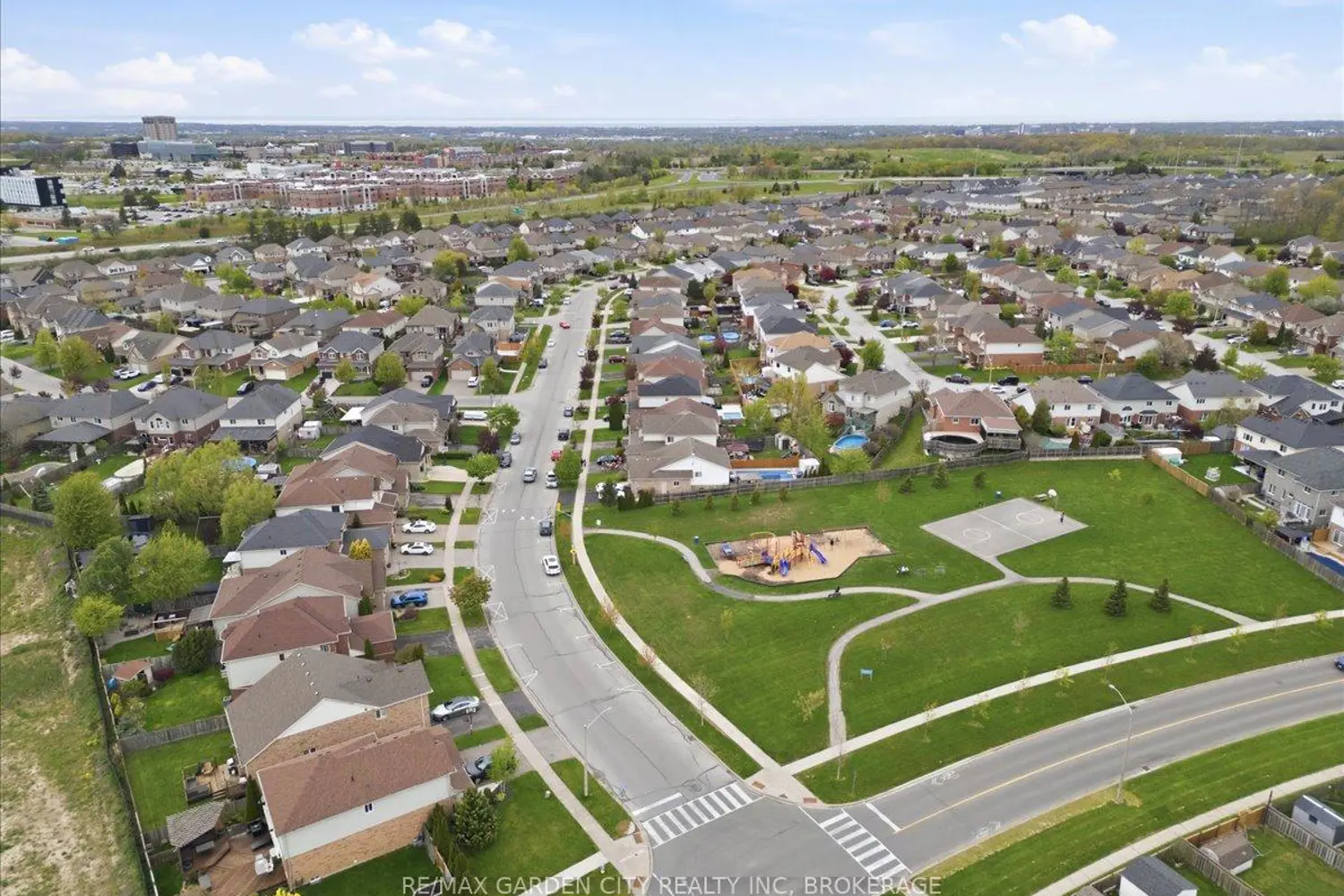 Additional image 14 of 325 Winterberry Boulevard