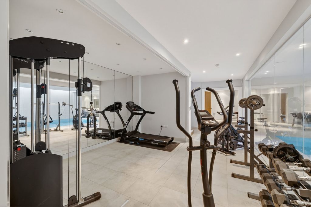 Additional image 48 of 6 bed detached house for saleSquirrels Chase, Prestbury, Macclesfield SK10
