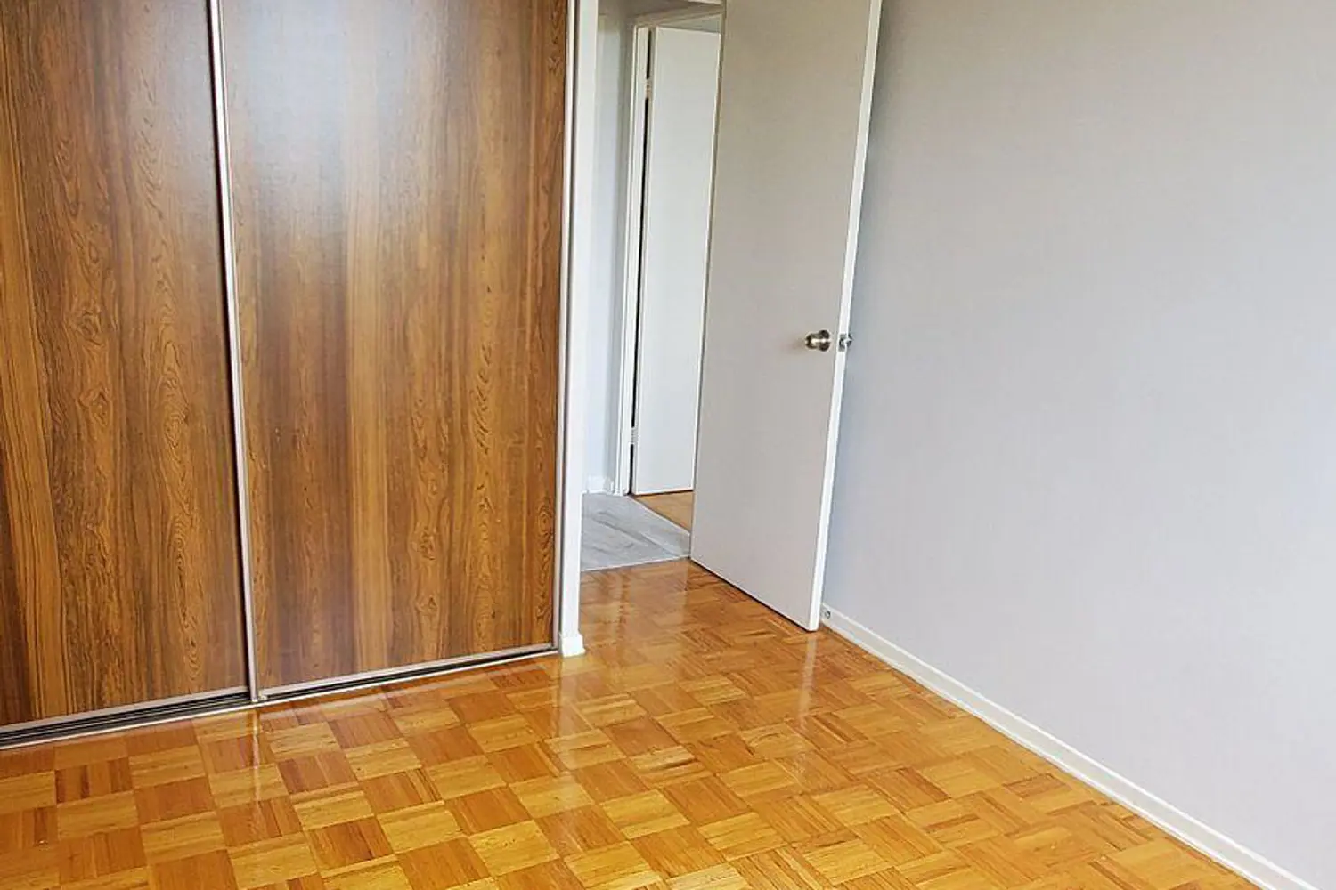 Additional image 8 of 20 Edgecliff Golfway 1202