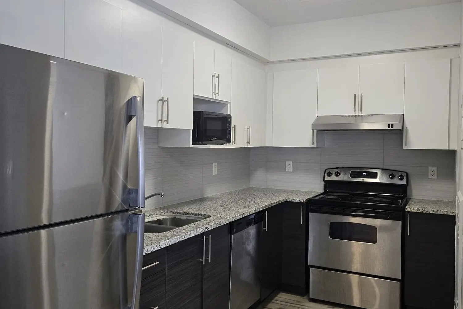 Additional image 2 of 258A Sunview Street 1103
