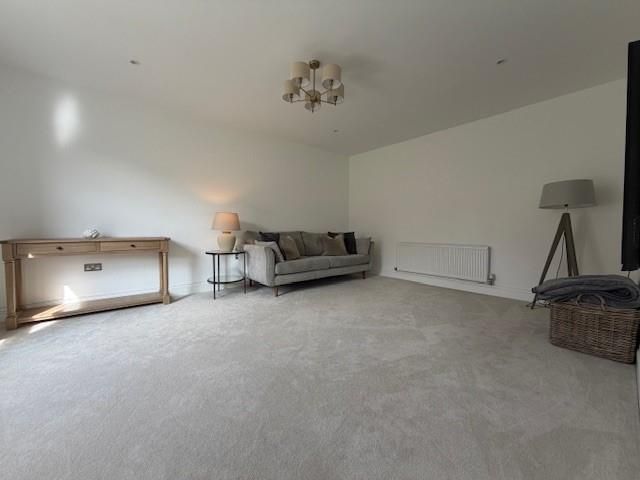 Additional image 3 of 5 bed property to rentSulis Down, Bath BA2