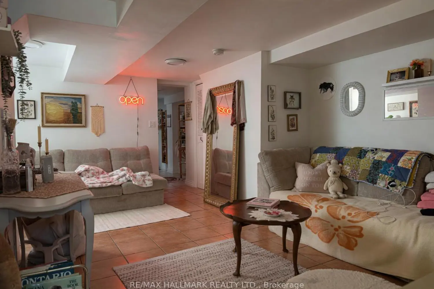 Additional image 17 of 261 Ossington Avenue