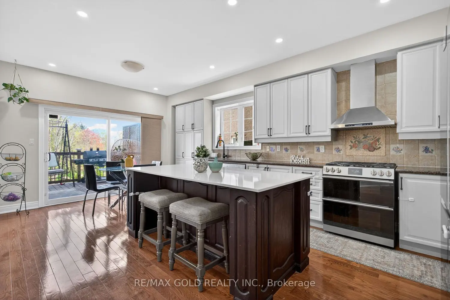 Additional image 7 of 17 Maisonneuve Boulevard
