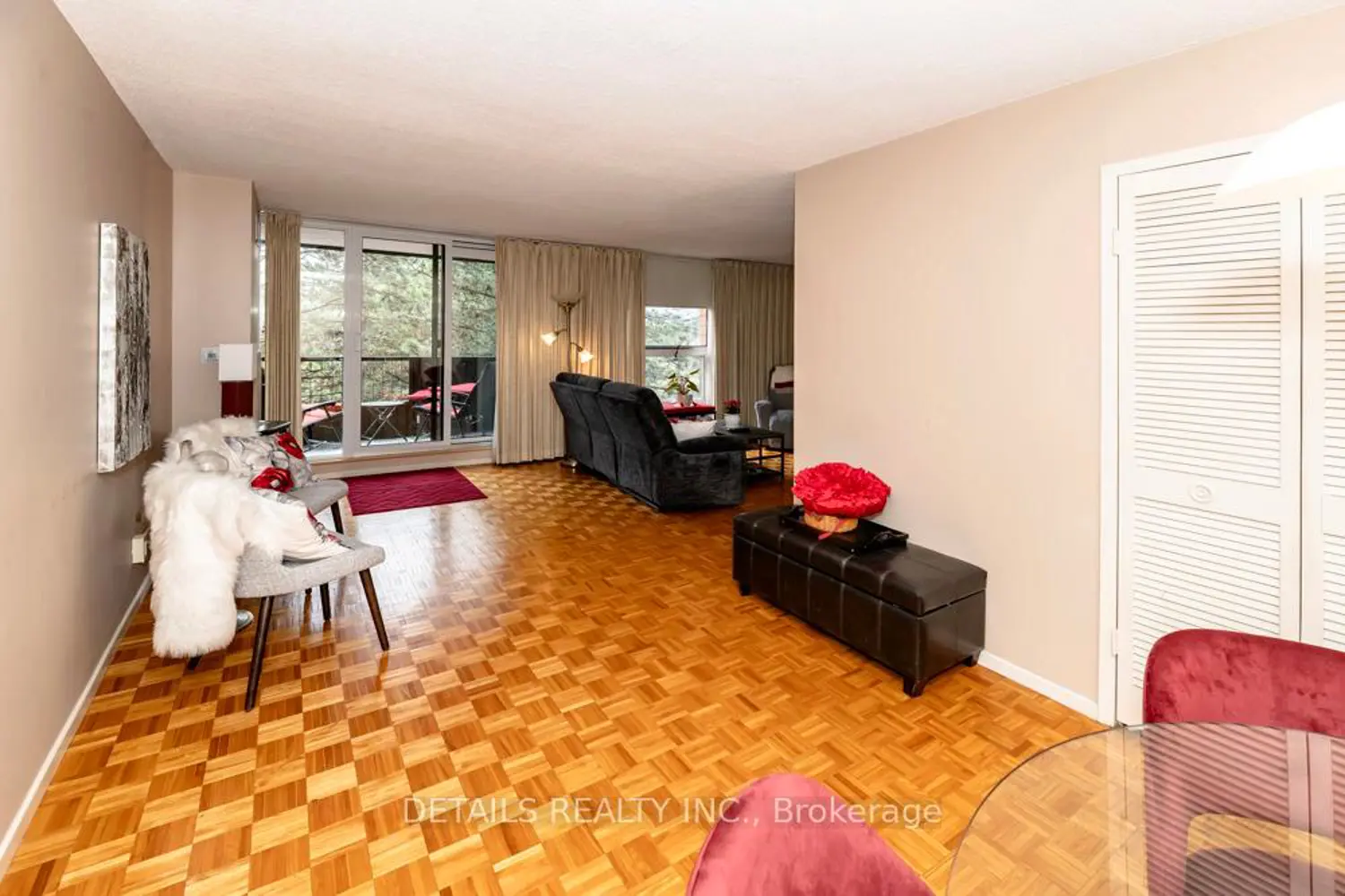 2951 Riverside Drive 502 photo 5