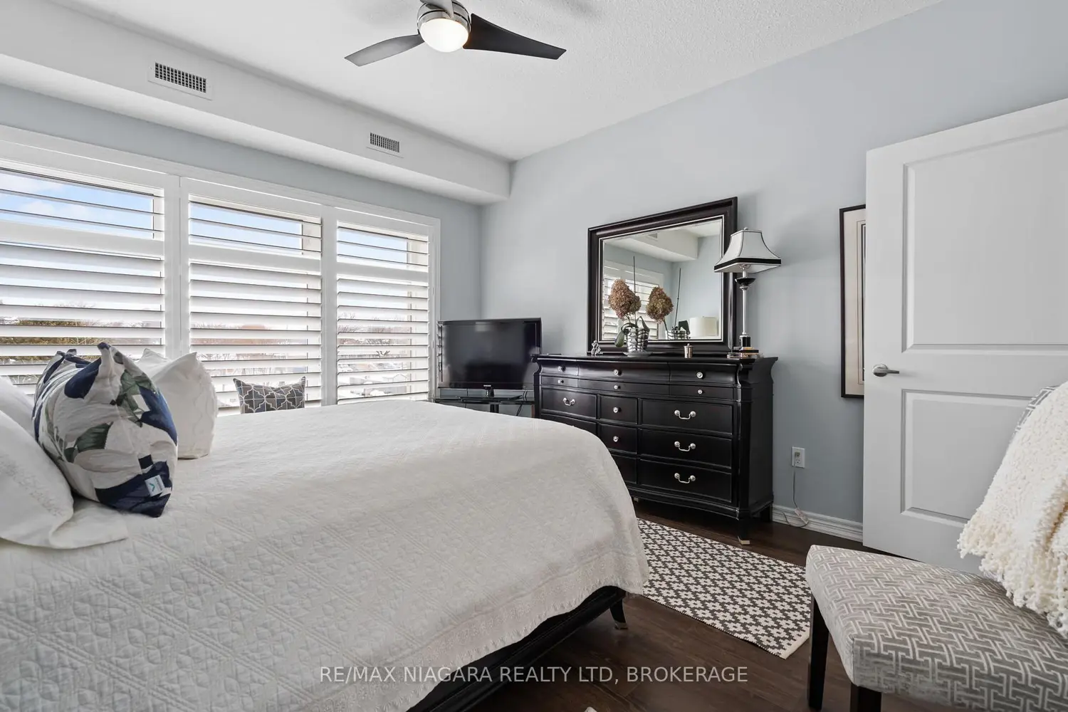 Additional image 10 of 4644 Pettit Avenue 300