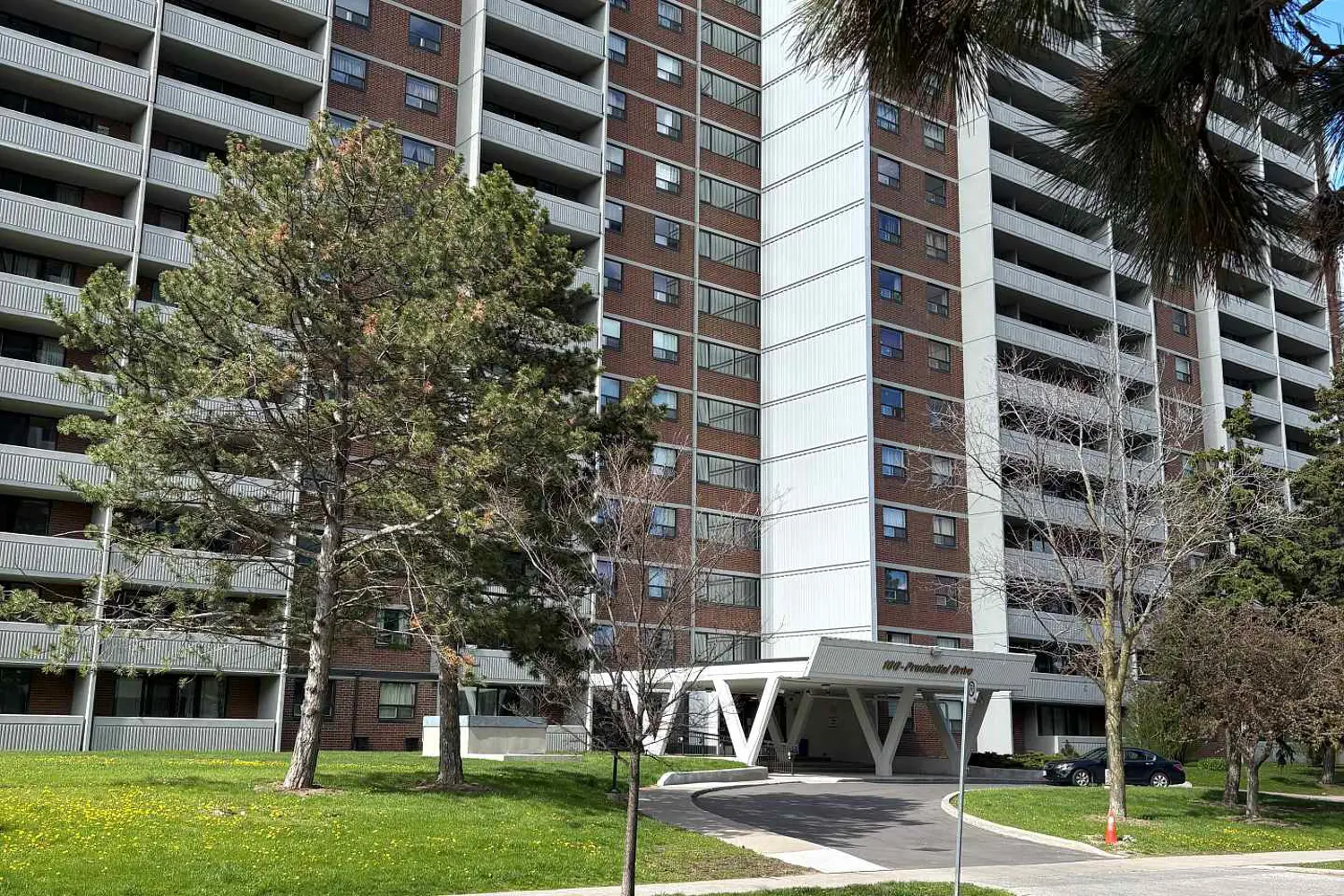 100 Prudential Drive 609
