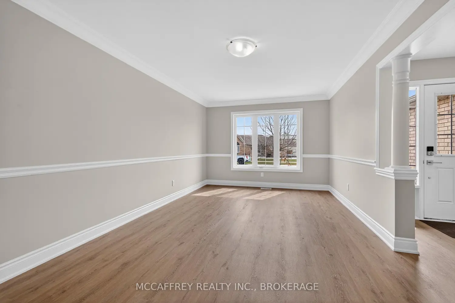 Additional image 3 of 25 Kanvers Way