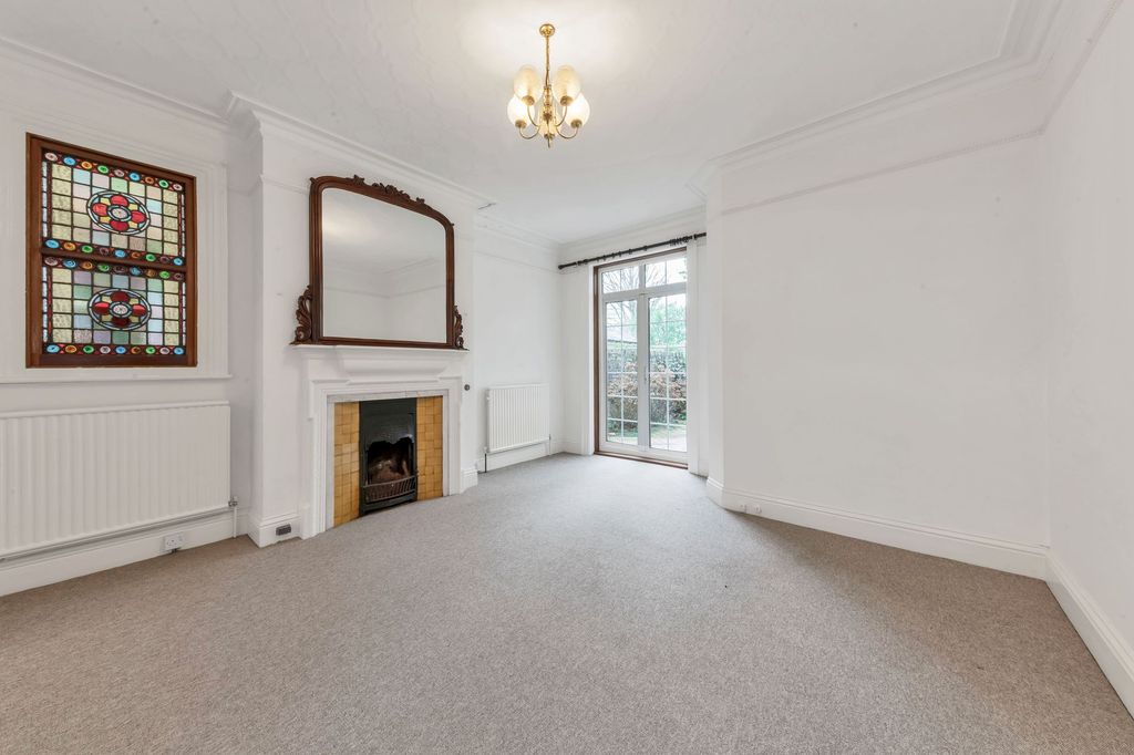 Additional image 7 of 6 bed semi-detached house to rentSt. Barnabas Road, Cambridge CB1