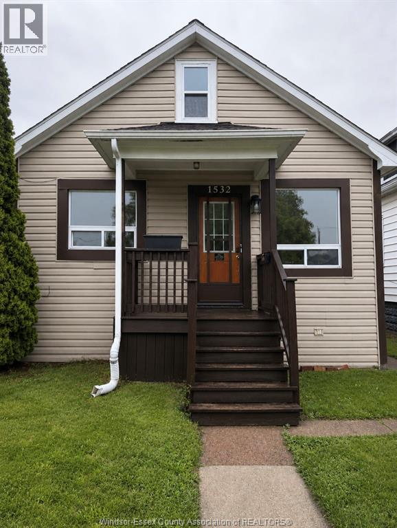 1532 Albert , Windsor, ON, N8Y3R2