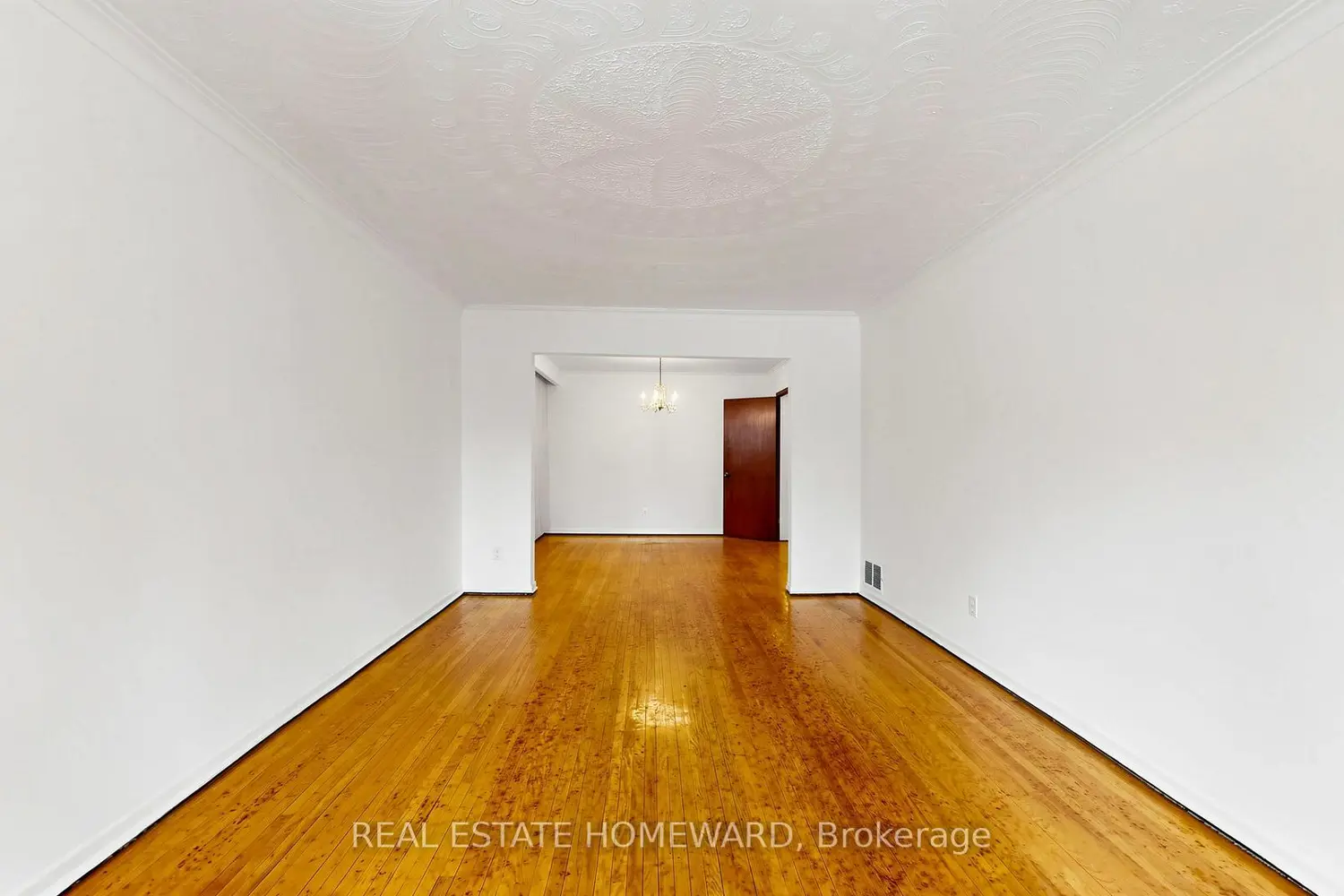Additional image 5 of 349 Monarch Park Avenue