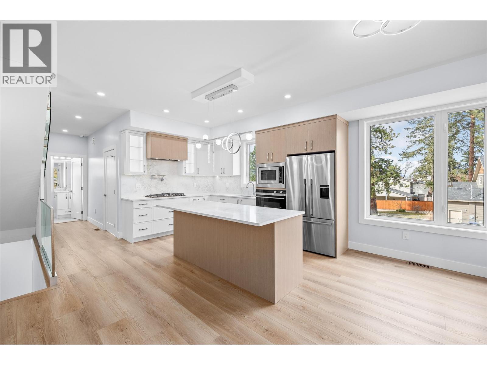 Additional image 3 of 4563 Gordon Drive, Kelowna, BC, V1W1T3