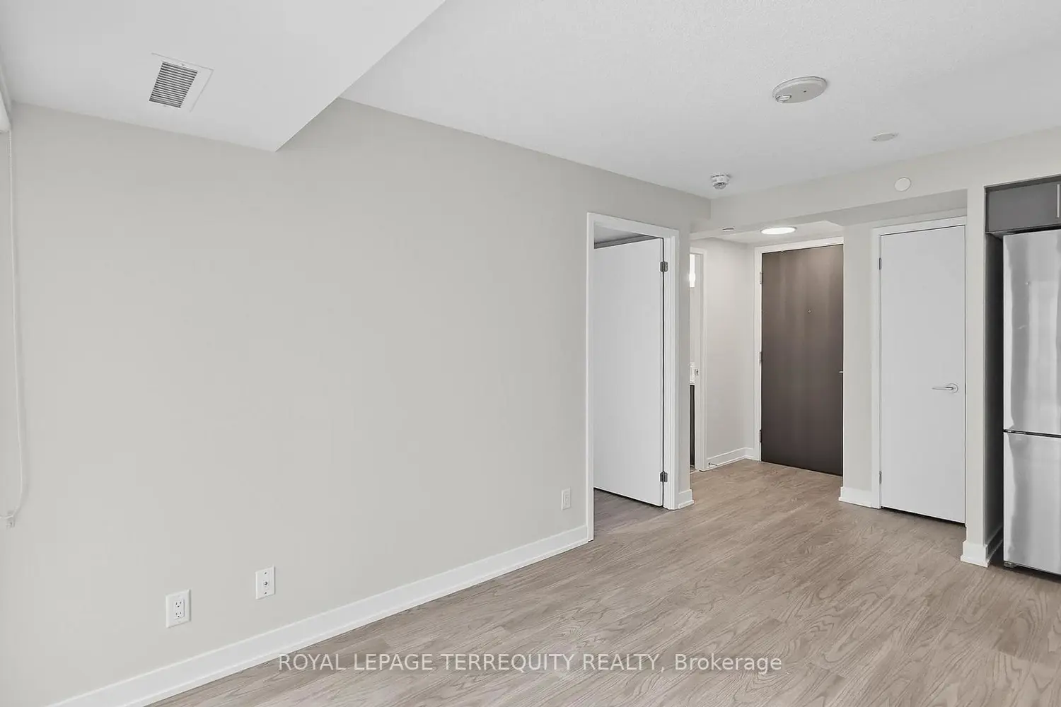 Additional image 8 of 38 Monte Kwinter Court 527