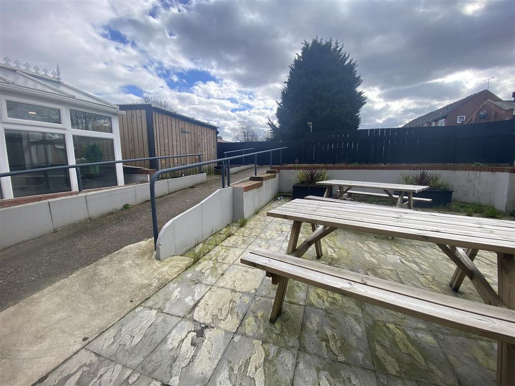 Additional image 10 of 1 bed property for saleAnlaby Road, Hull HU3